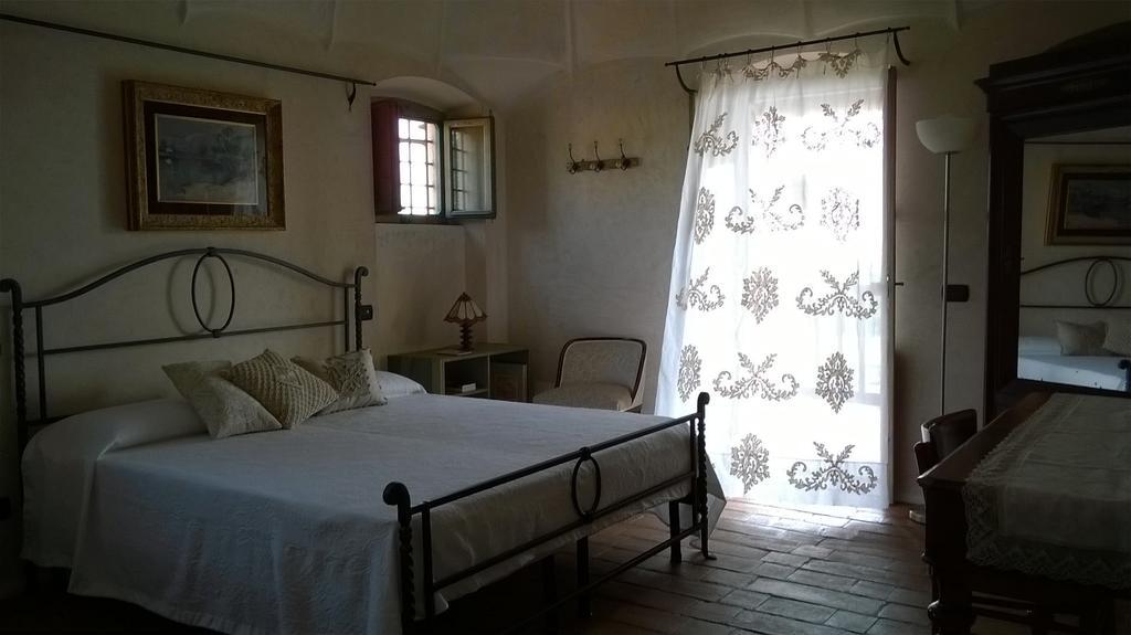 Bed And Breakfast Posserle Padenghe sul Garda Bilik gambar