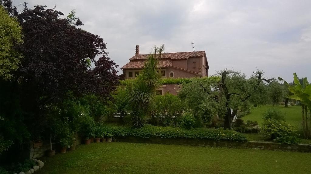 Bed And Breakfast Posserle Padenghe sul Garda Luaran gambar