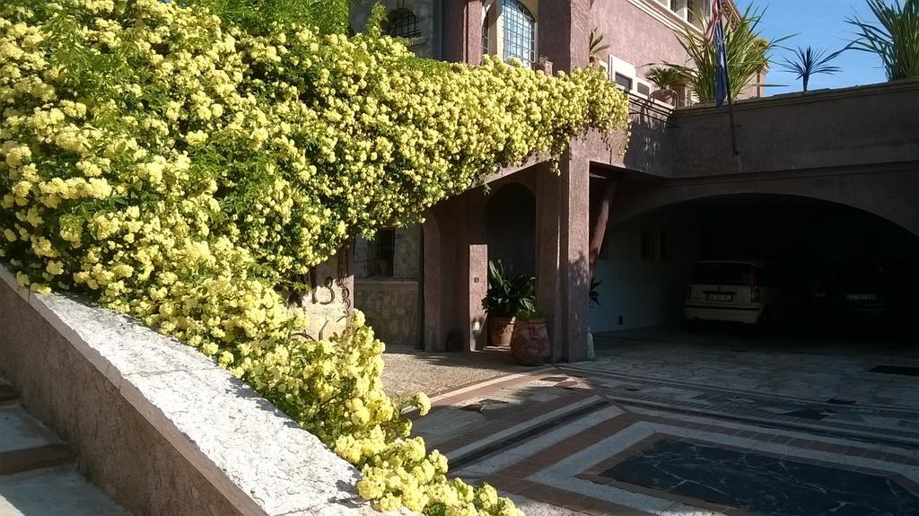Bed And Breakfast Posserle Padenghe sul Garda Luaran gambar