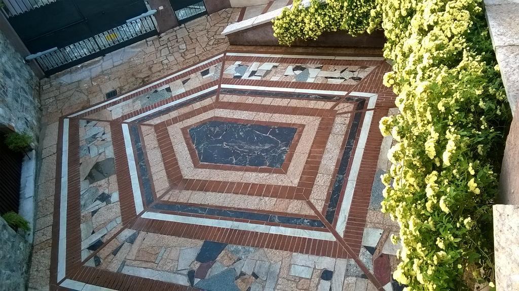 Bed And Breakfast Posserle Padenghe sul Garda Luaran gambar