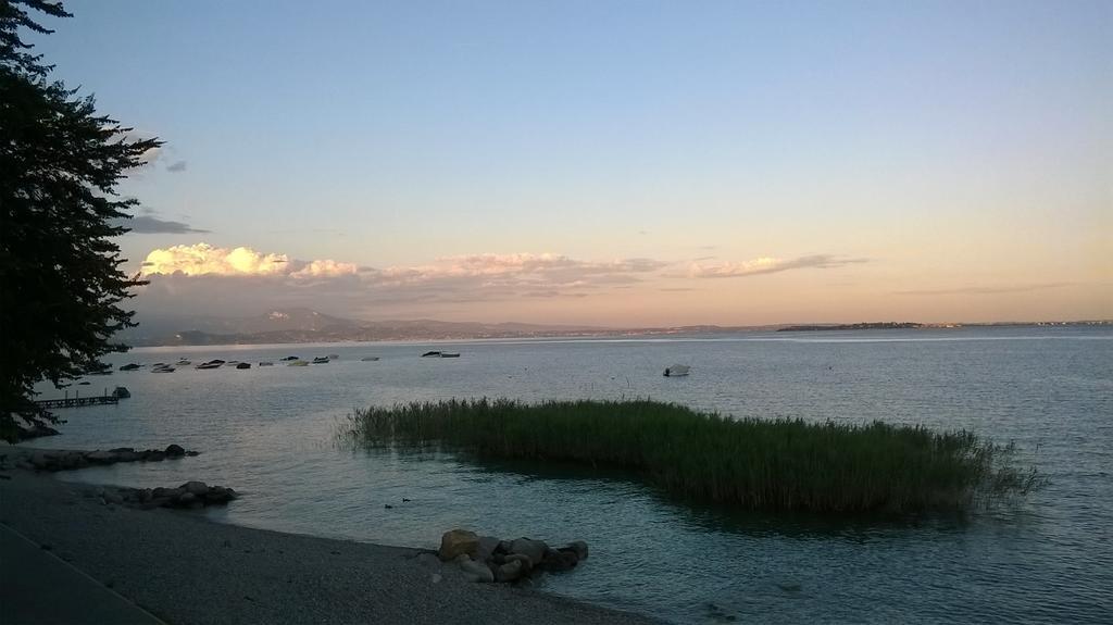 Bed And Breakfast Posserle Padenghe sul Garda Luaran gambar